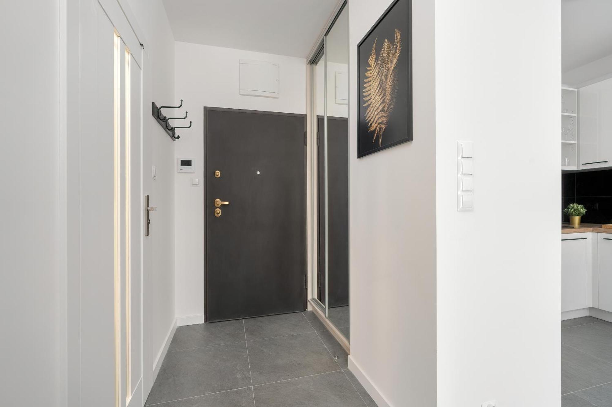 City Center Apartments With Gym & Free Garage Poznan By Noclegi Renters Dış mekan fotoğraf