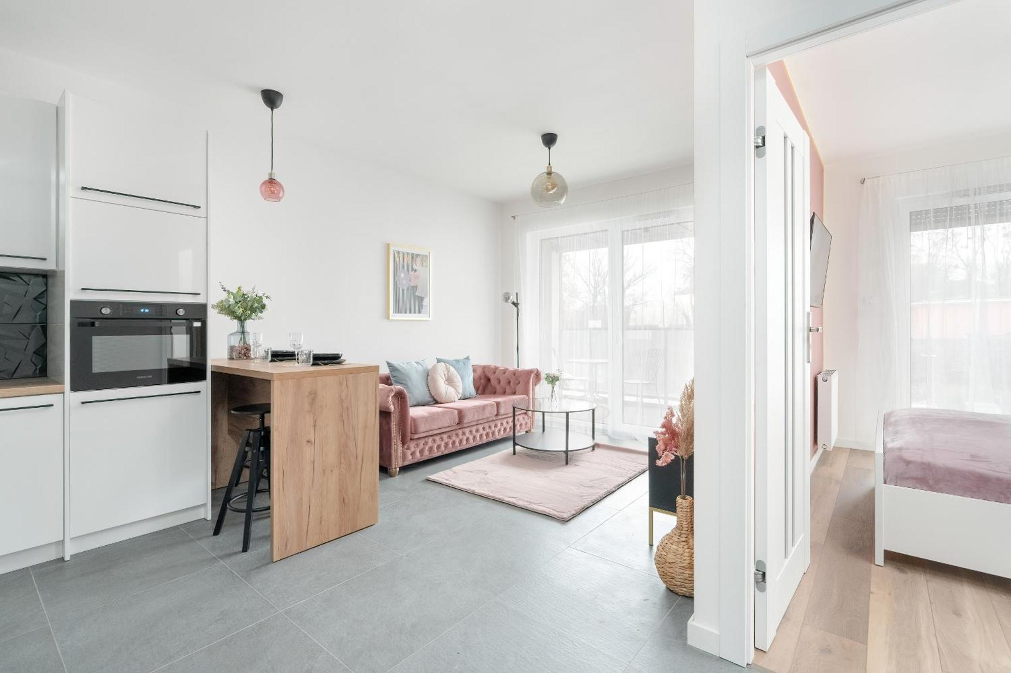 City Center Apartments With Gym & Free Garage Poznan By Noclegi Renters Dış mekan fotoğraf