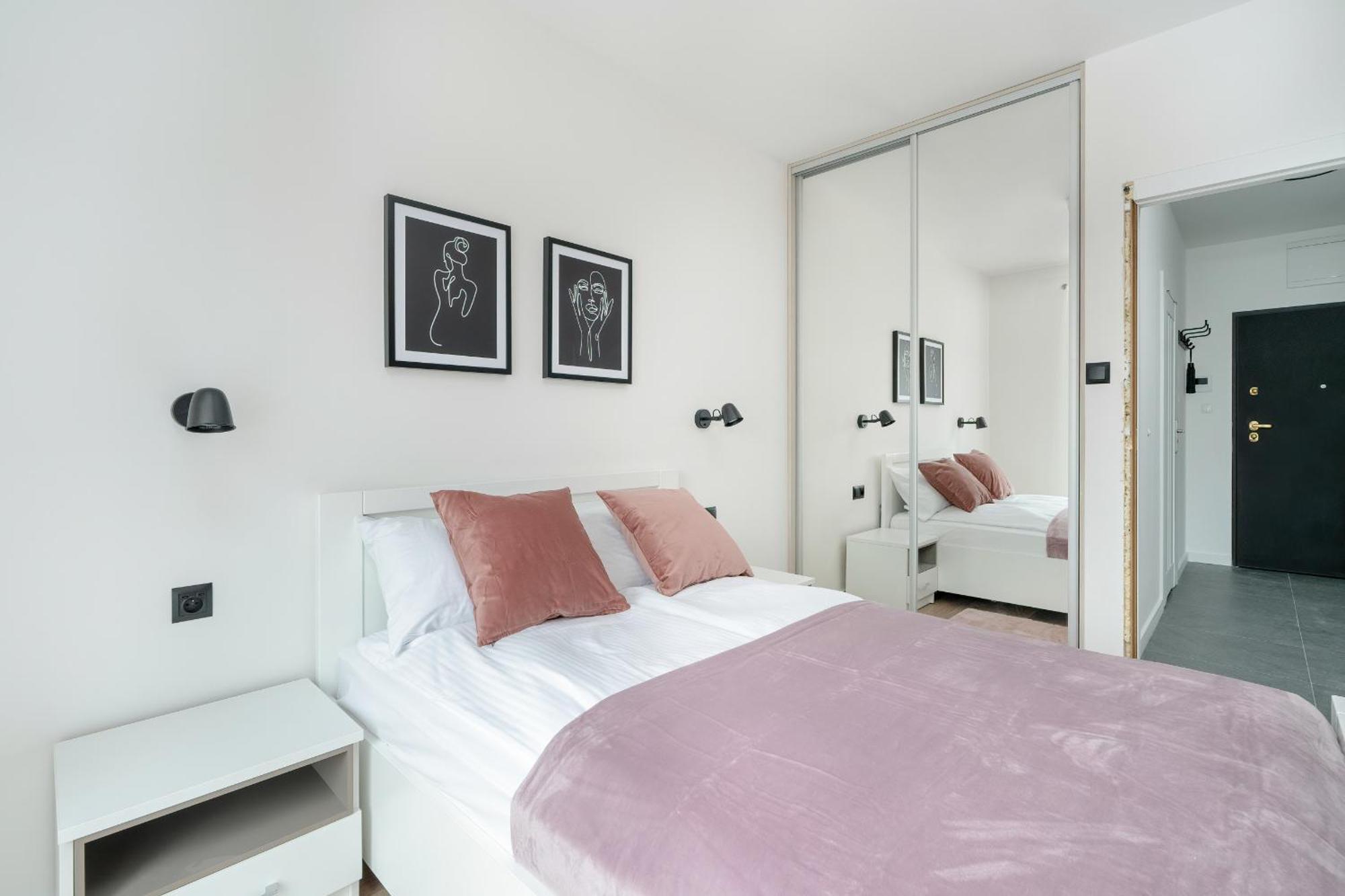 City Center Apartments With Gym & Free Garage Poznan By Noclegi Renters Dış mekan fotoğraf